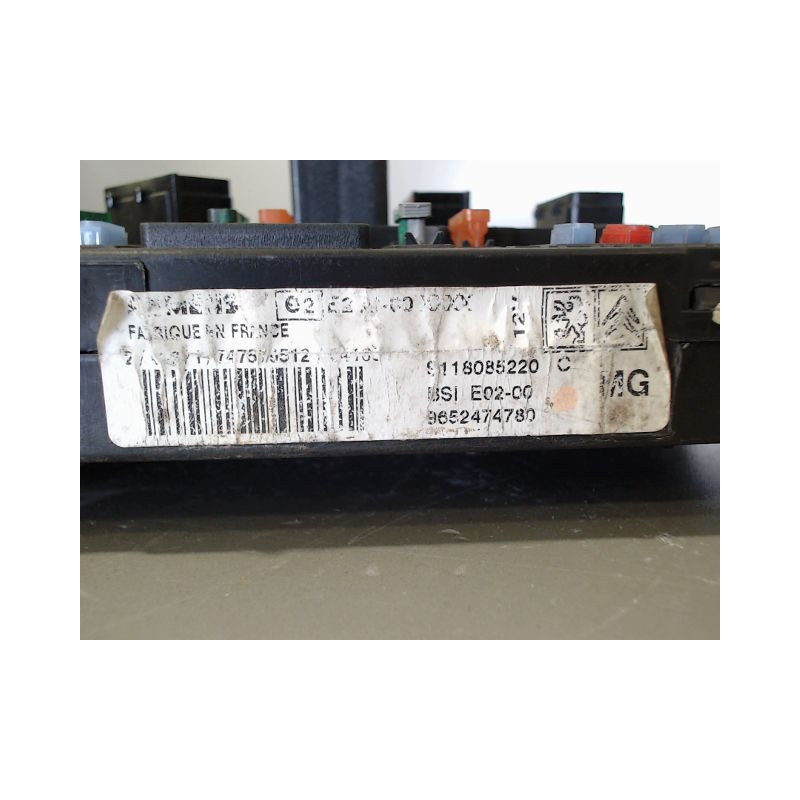 BOITIER GESTION HABITACLE PEUGEOT 206