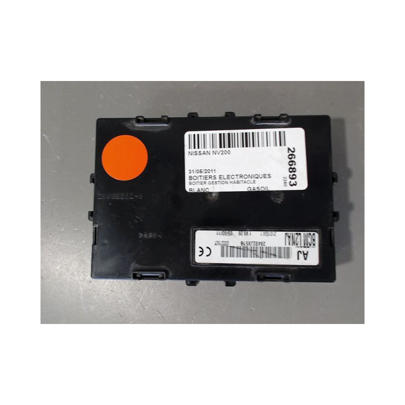BOITIER GESTION HABITACLE NISSAN NV200