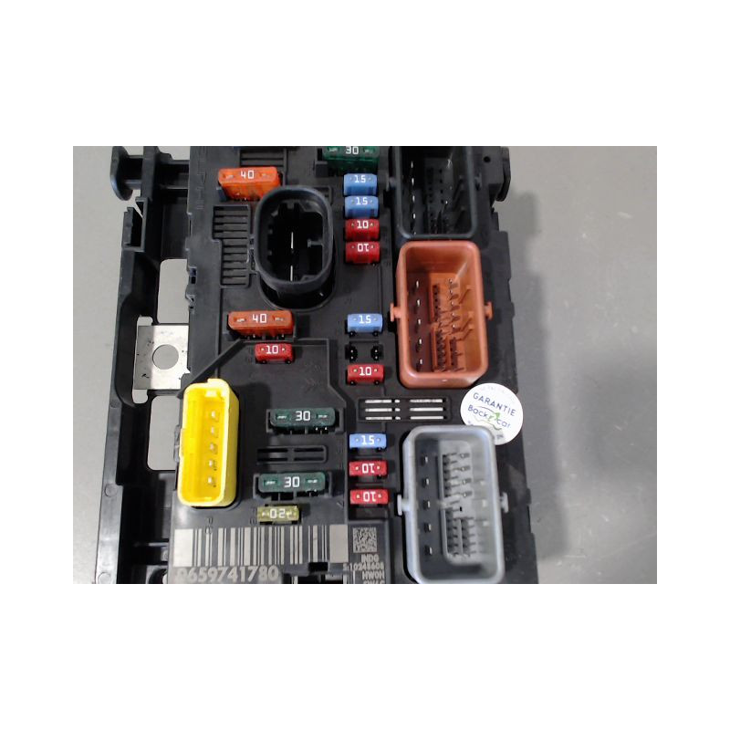 BOITE A FUSIBLES CITROEN C3