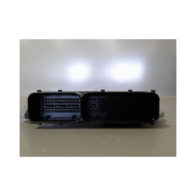CALCULATEUR MOTEUR SEAT LEON