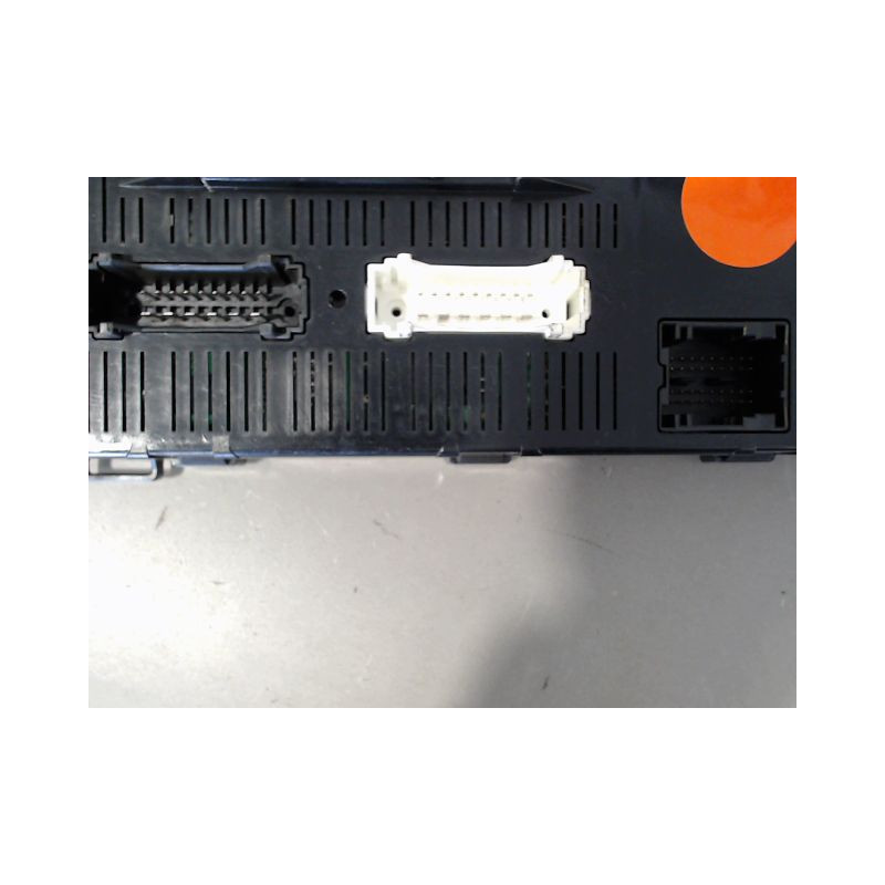 BOITIER GESTION HABITACLE RENAULT CLIO
