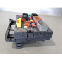 BOITE A FUSIBLES CITROEN C4