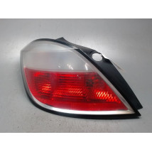 FEU ARRIERE GAUCHE  OPEL ASTRA 2004-