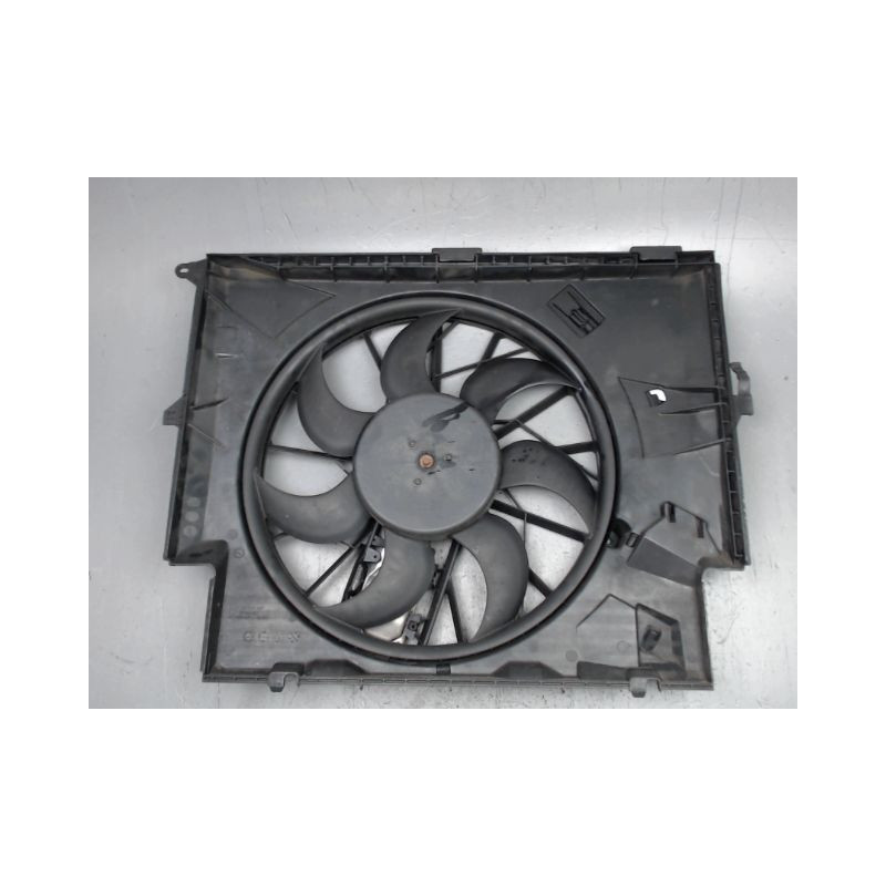 MOTEUR VENTILATEUR RADIATEUR B.M.W. SERIE 1