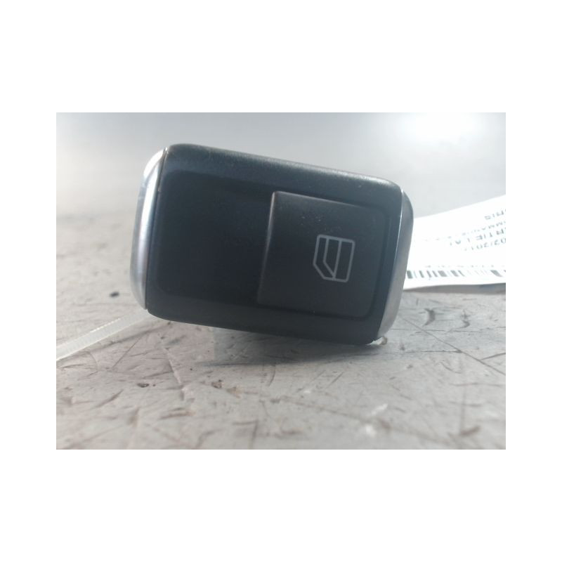 COMMANDE LEVE-GLACE PORTE ARD MERCEDES GLE