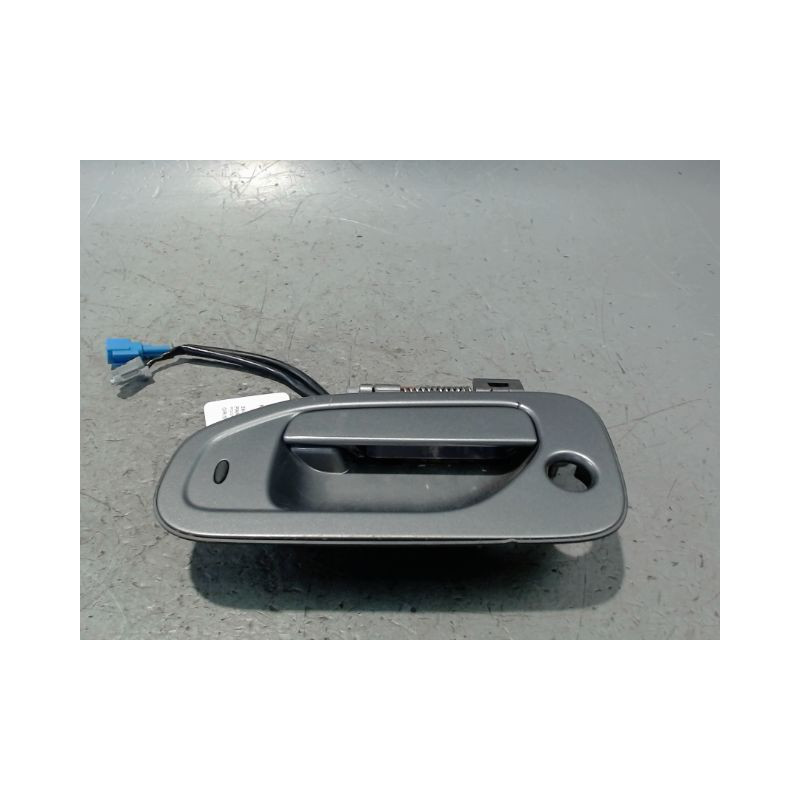 POIGNEE EXTERIEURE PORTE AVANT GAUCHE NISSAN NV200