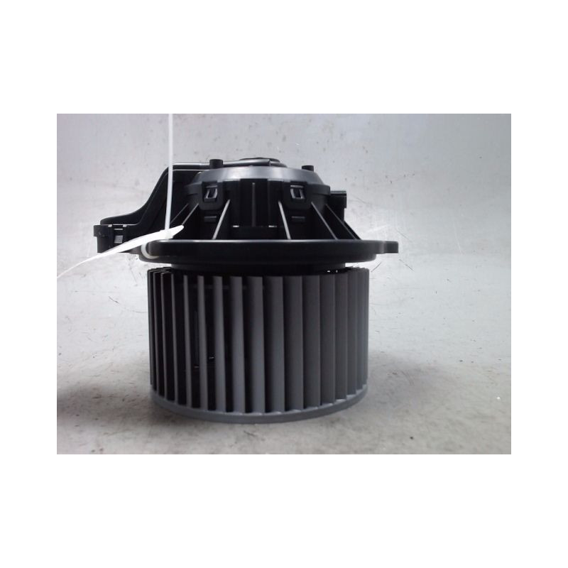 MOTEUR VENTILATEUR CHAUFFAGE KIA VENGA
