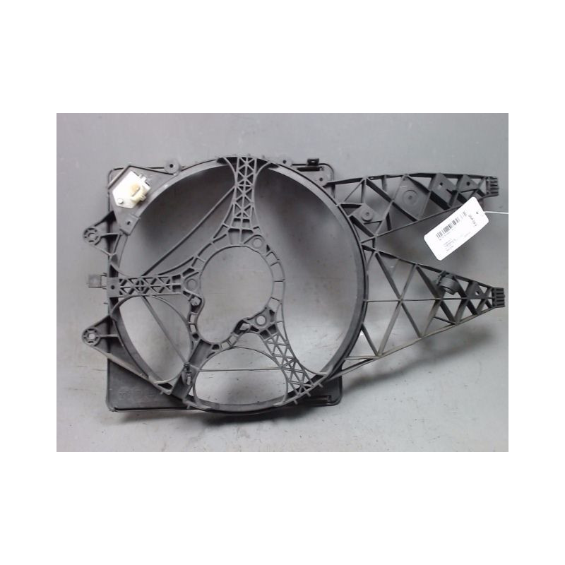 SUPPORT DE VENTILATEUR ALFA ROMEO MITO
