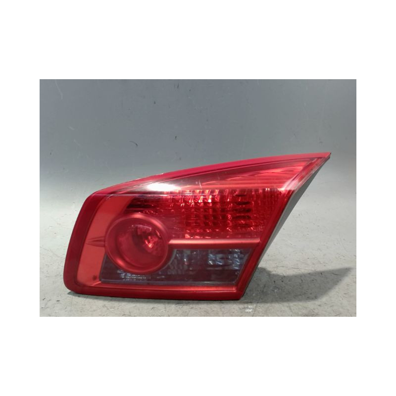 FEU ARRIERE INTERIEUR DROIT RENAULT VELSATIS 2005-