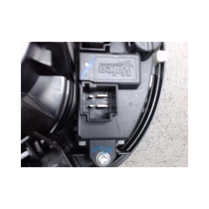 MOTEUR VENTILATEUR CHAUFFAGE B.M.W. SERIE 4