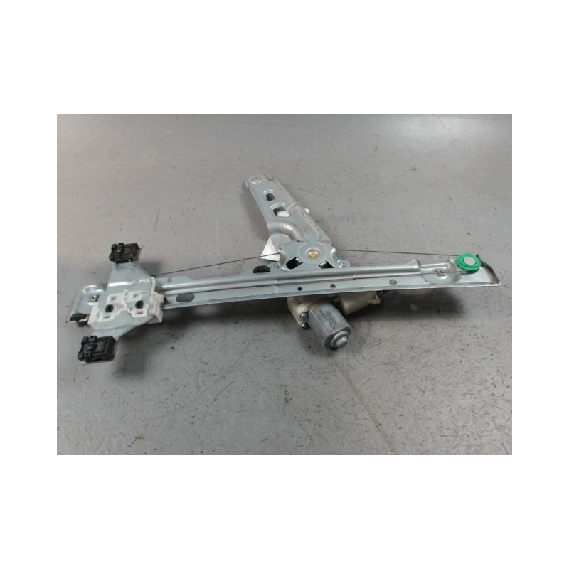 MECANISME+MOTEUR LEVE-GLACE AVANT GAUCHE PEUGEOT 3008 2009-