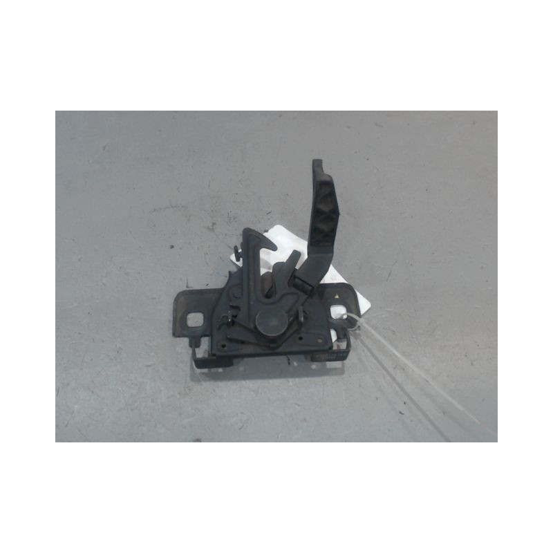 SERRURE CAPOT DACIA SANDERO