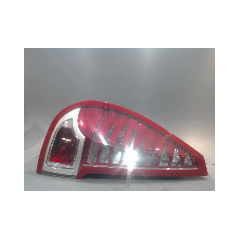 FEU ARRIERE GAUCHE  RENAULT MEGANE