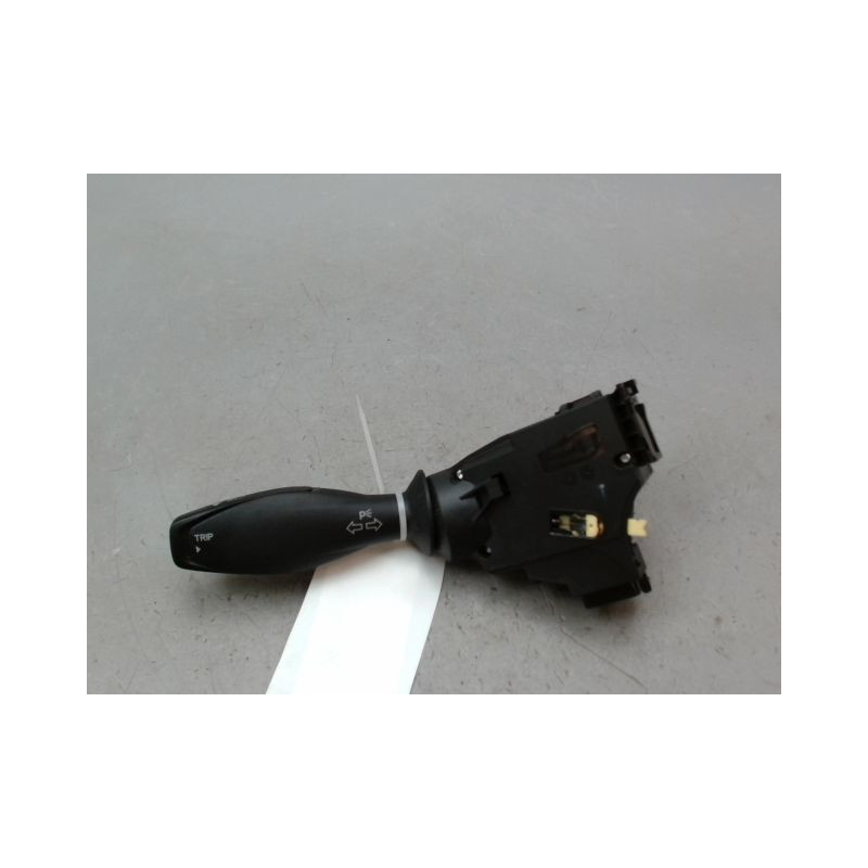 COMMANDE CLIGNOTANT FORD KA+