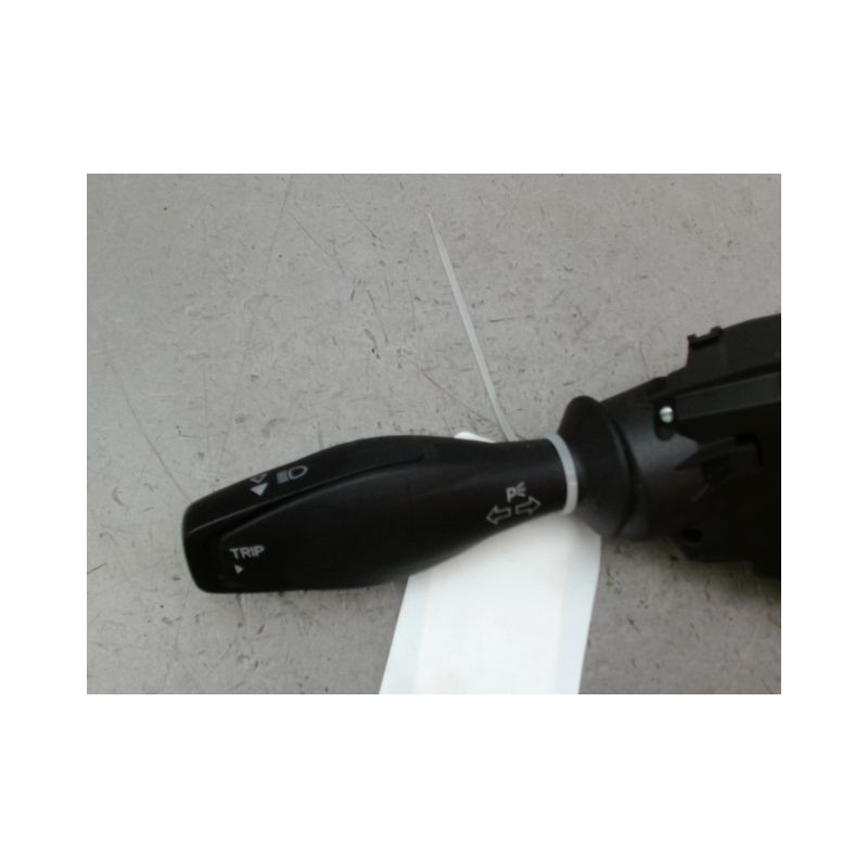COMMANDE CLIGNOTANT FORD KA+