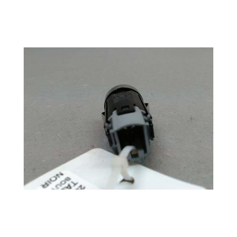 BOUTON DE DEMARRAGE VOLKSWAGEN GOLF