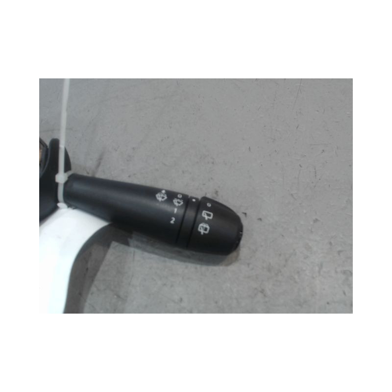 COMMANDE ESSUIE GLACE RENAULT TWINGO