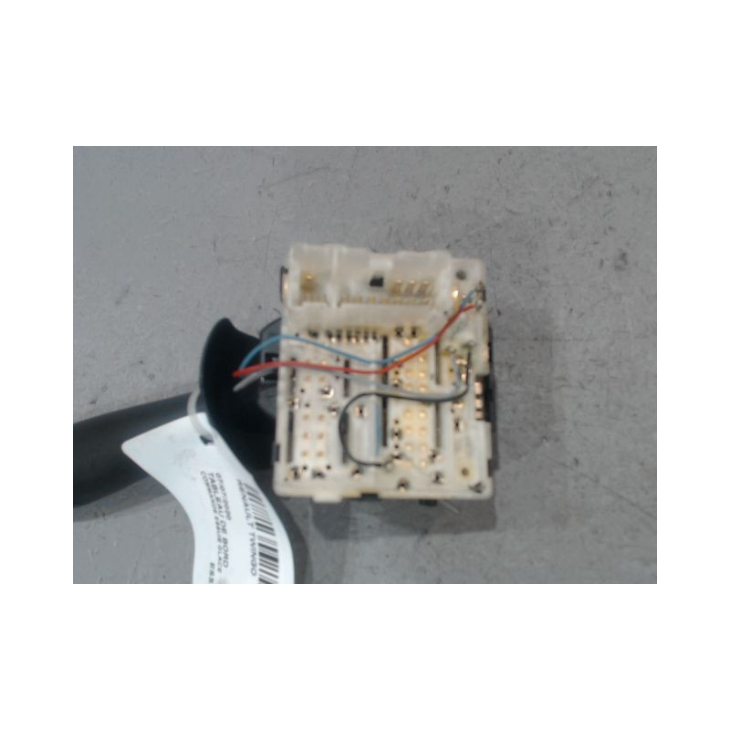 COMMANDE ESSUIE GLACE RENAULT TWINGO