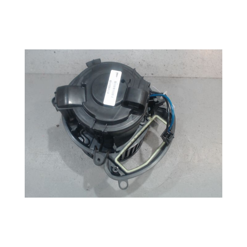 MOTEUR VENTILATEUR CHAUFFAGE RENAULT MEGANE