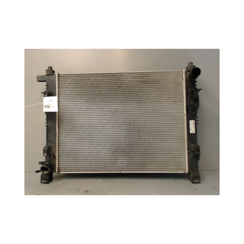 RADIATEUR DACIA SANDERO