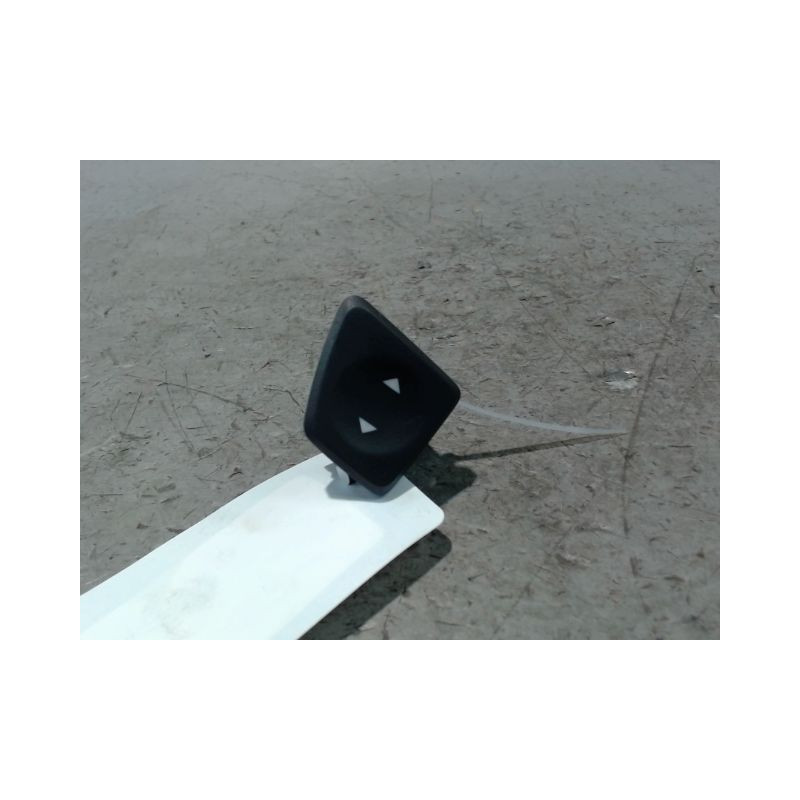 COMMANDE LEVE-GLACE PORTE AVG FIAT 500 2007-