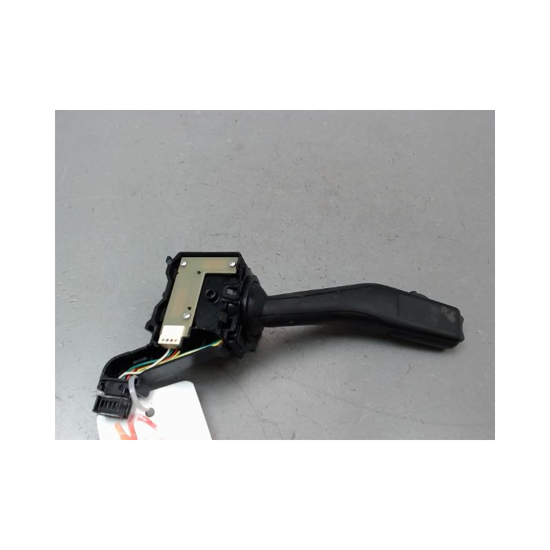 COMMANDE CLIGNOTANT VOLKSWAGEN GOLF PLUS Phase 1 (1K) 2005-2009