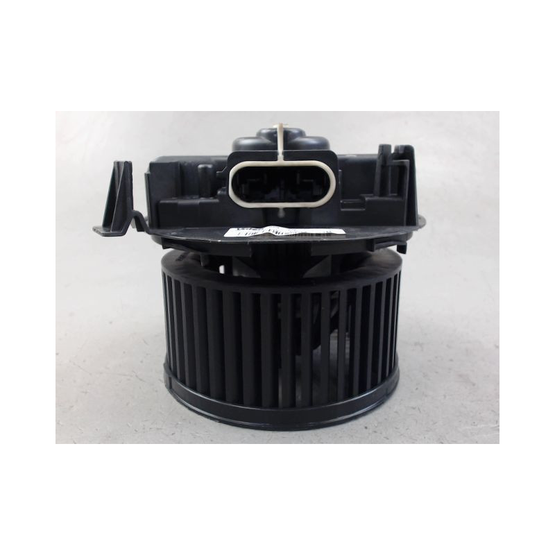 MOTEUR VENTILATEUR CHAUFFAGE RENAULT CLIO