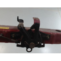 TRAVERSE SUPERIEURE ARMATURE AVANT NISSAN MICRA