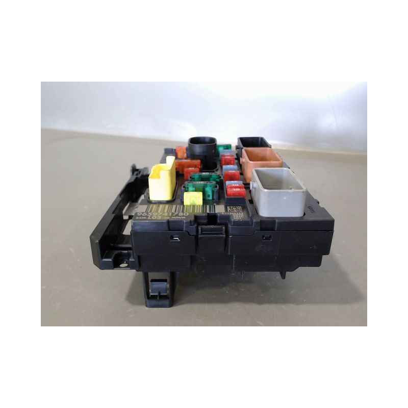 BOITE A FUSIBLES CITROEN C3