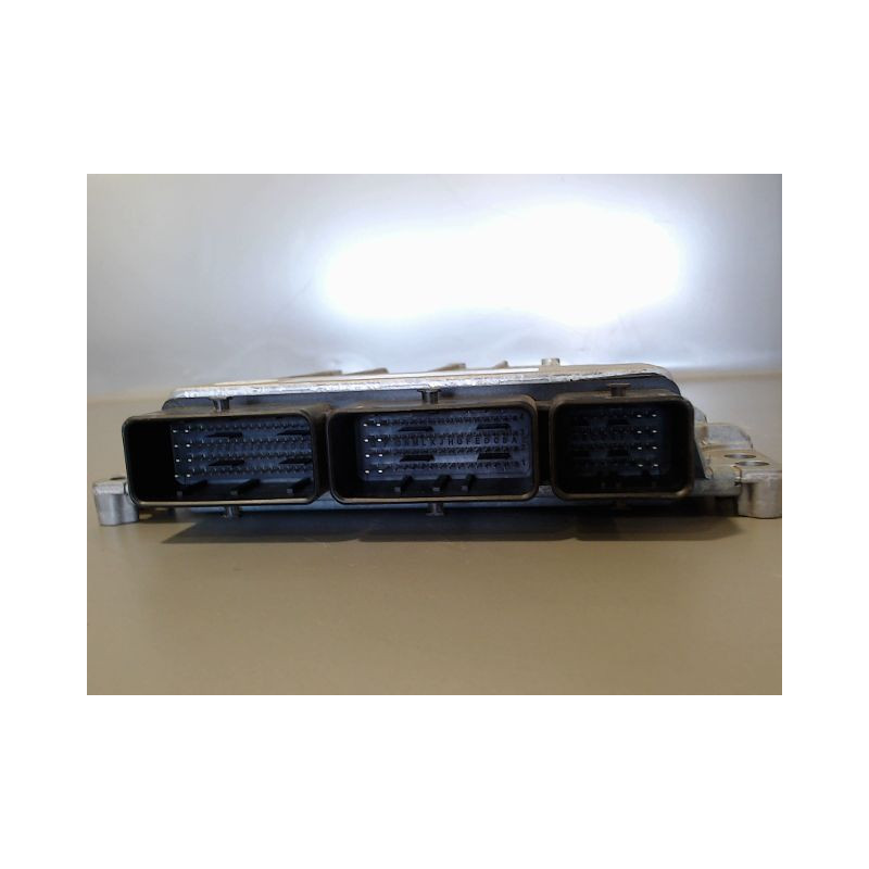CALCULATEUR MOTEUR RENAULT CAPTUR