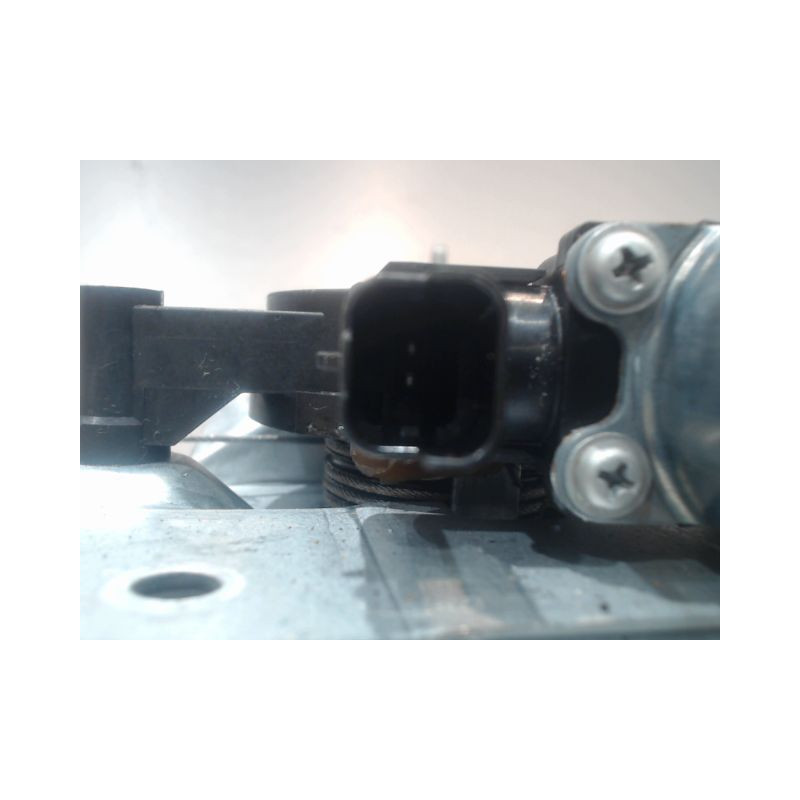 MECANISME+MOTEUR LEVE-GLACE AVANT DROIT DACIA DUSTER