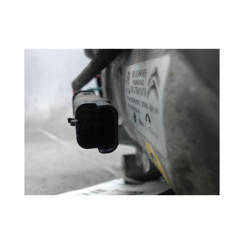COMPRESSEUR AIR CONDITIONNE PEUGEOT 208