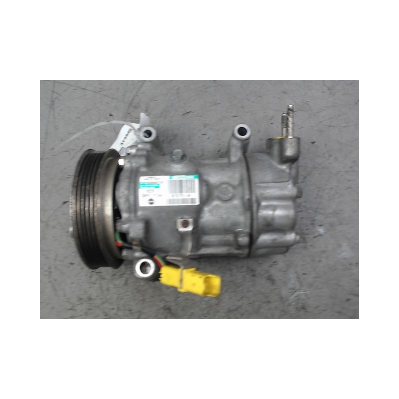 COMPRESSEUR AIR CONDITIONNE MINI MINI 2010-