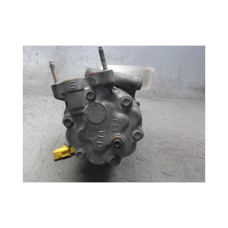 COMPRESSEUR AIR CONDITIONNE MINI MINI 2010-