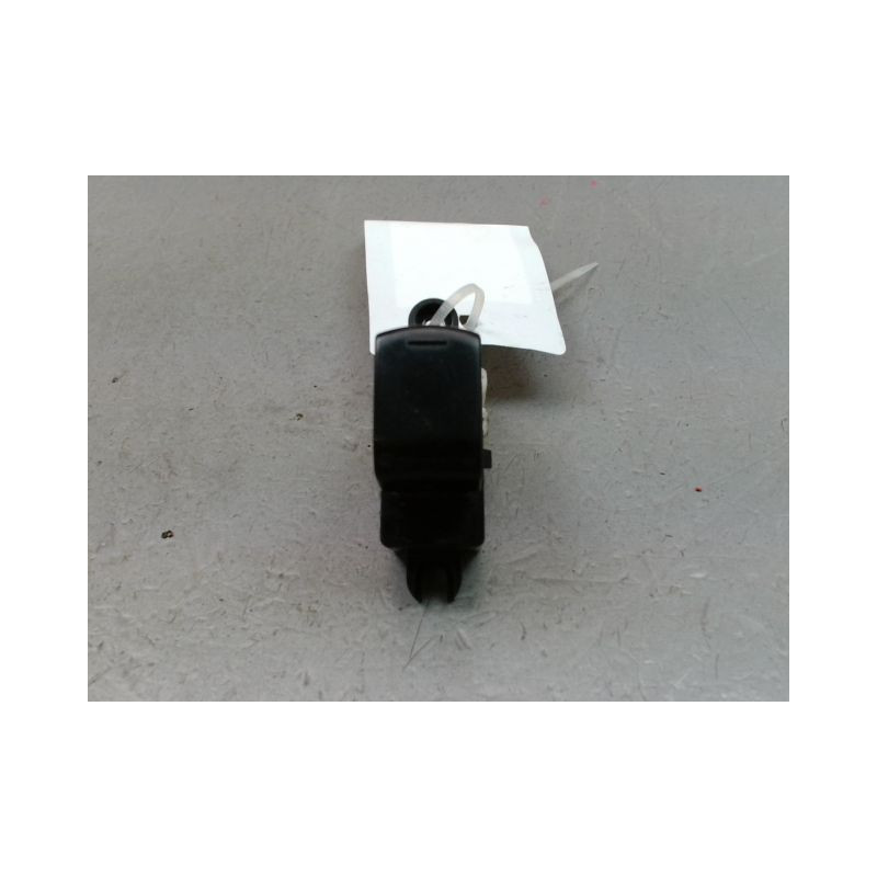 COMMANDE LEVE-GLACE PORTE AVD NISSAN NOTE