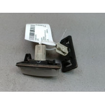 ECLAIREUR PLAQUE DE POLICE NISSAN NOTE