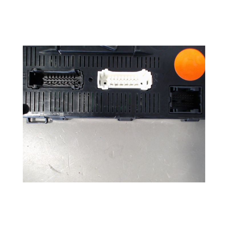 BOITIER GESTION HABITACLE RENAULT CLIO
