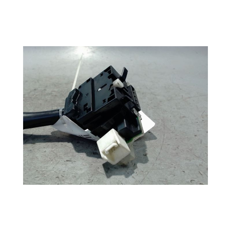 COMMANDE CLIGNOTANT MITSUBISHI PAJERO
