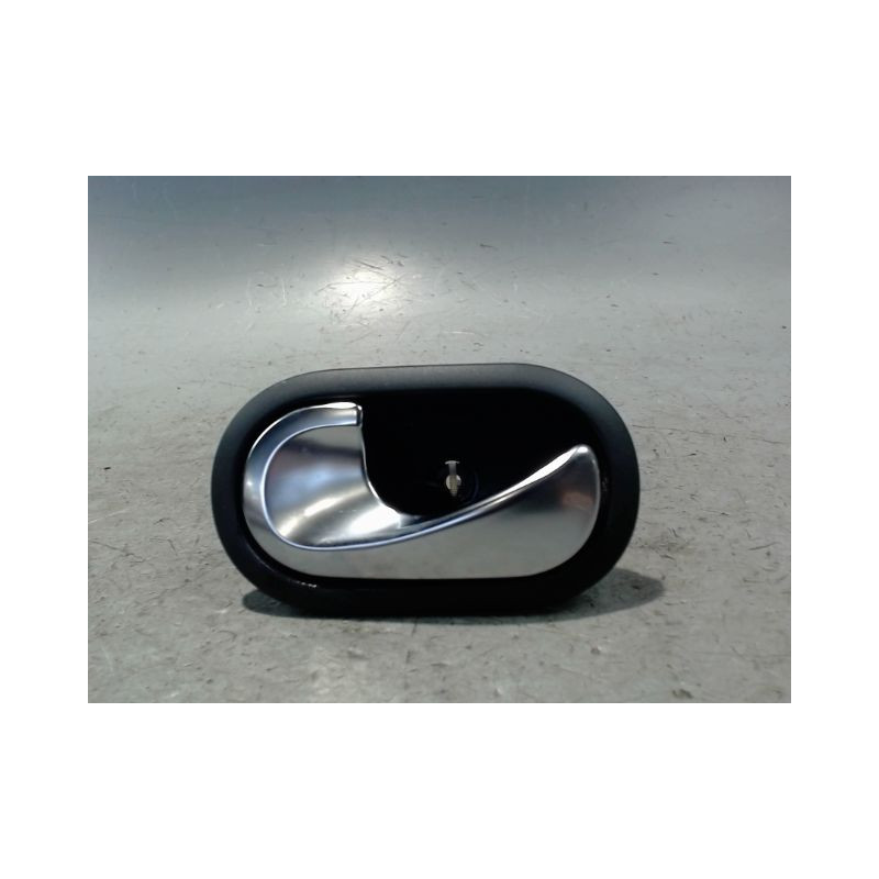 POIGNEE INTERIEURE PORTE ARRIERE GAUCHE RENAULT TWINGO II