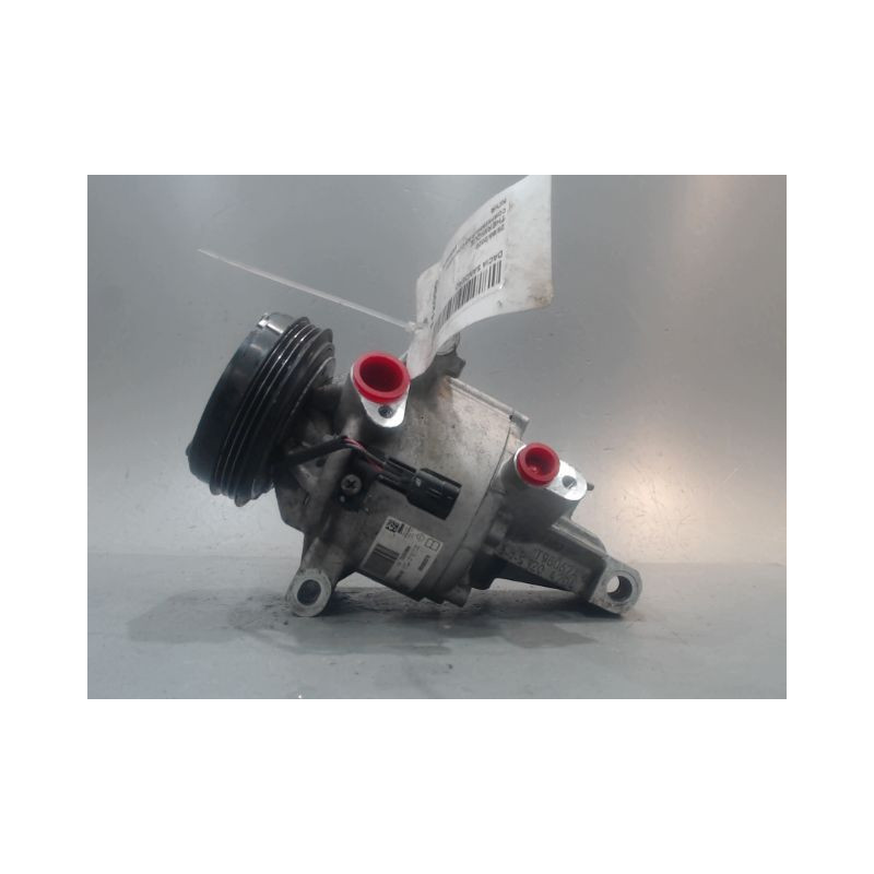 COMPRESSEUR AIR CONDITIONNE DACIA SANDERO