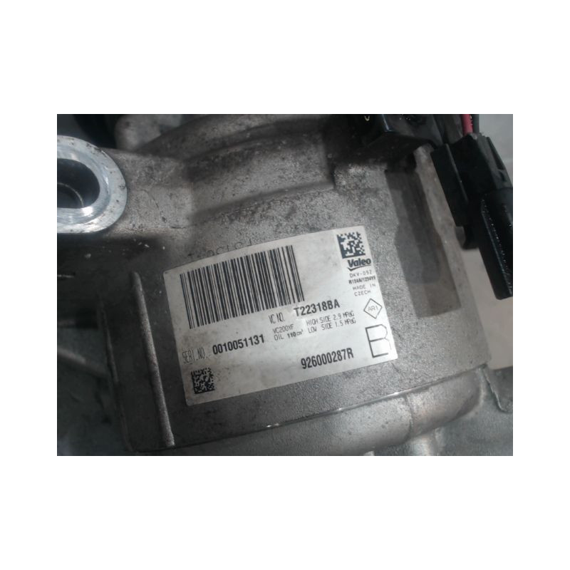 COMPRESSEUR AIR CONDITIONNE DACIA SANDERO