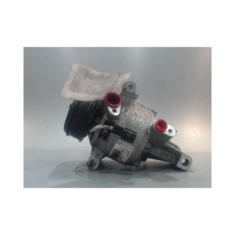 COMPRESSEUR AIR CONDITIONNE DACIA DUSTER