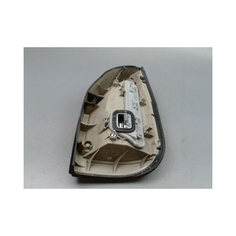 FEU ARRIERE GAUCHE  OPEL ZAFIRA MONOSP. I (A) 1999-2005