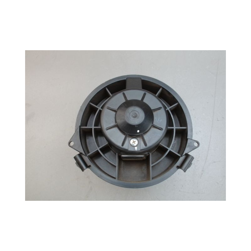 MOTEUR VENTILATEUR CHAUFFAGE NISSAN MICRA