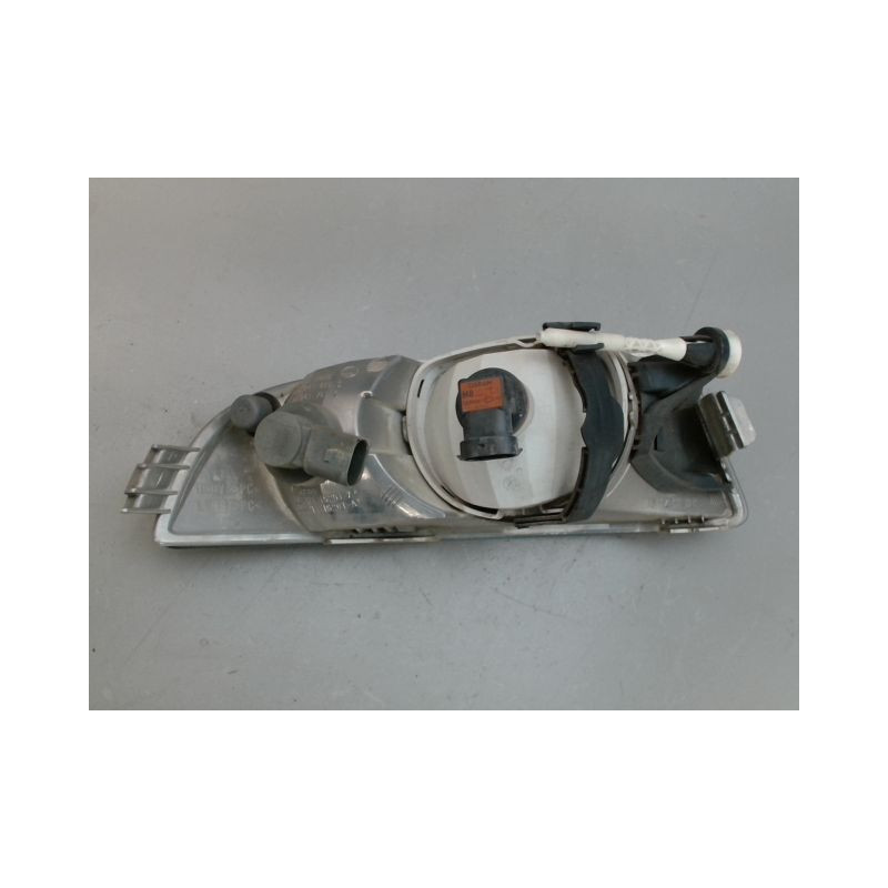PHARE ANTIBROUILLARD AVANT GAUCHE SKODA OCTAVIA