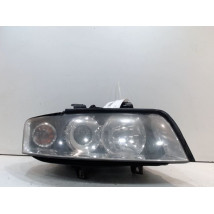 PHARE DROIT AUDI A4