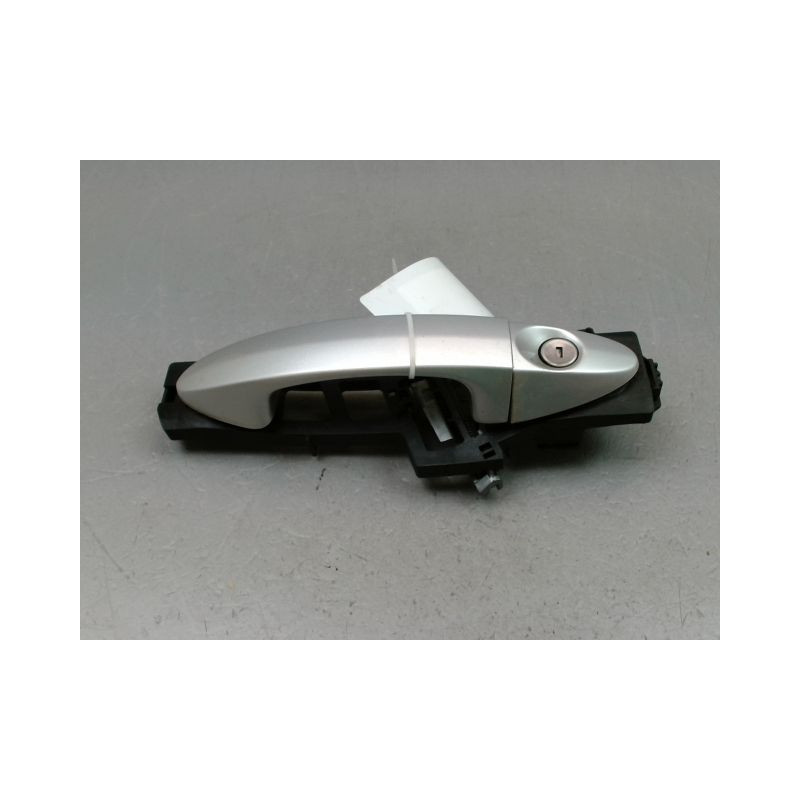 POIGNEE EXTERIEURE PORTE AVANT GAUCHE FORD FIESTA VI Phase 1 2008-2012