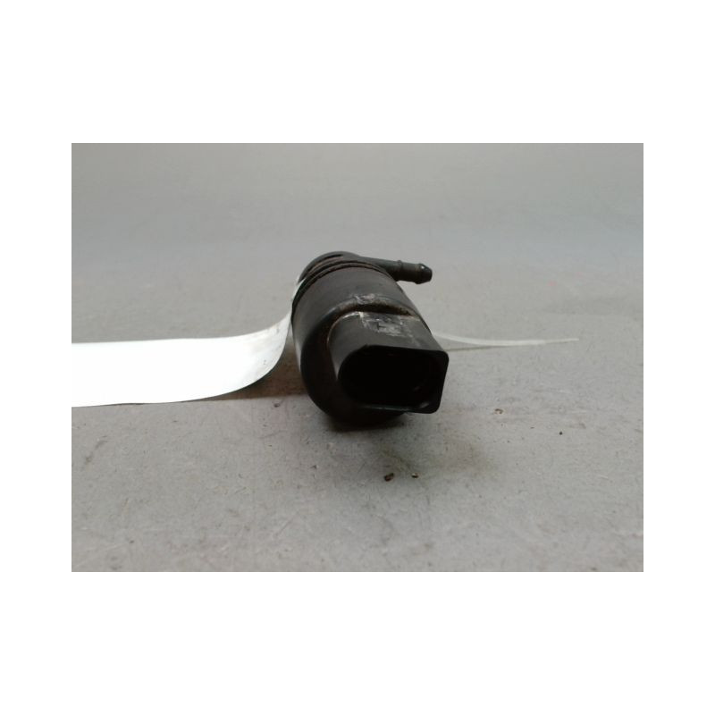 POMPE LAVE-GLACE AVANT FORD COUPE