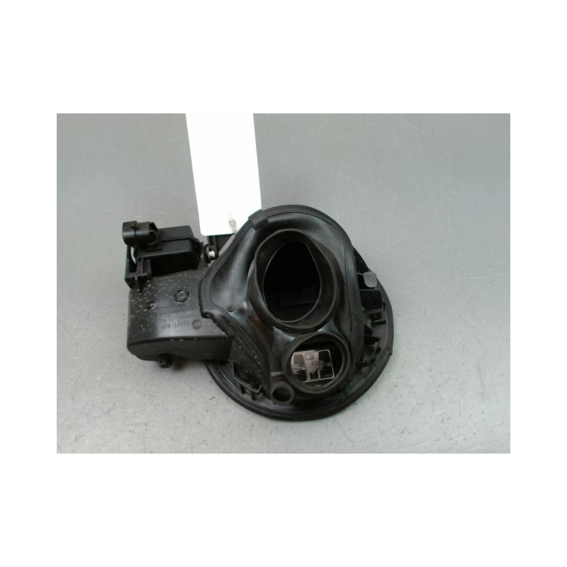 VOLET DE TRAPPE CARBURANT OPEL ZAFIRA