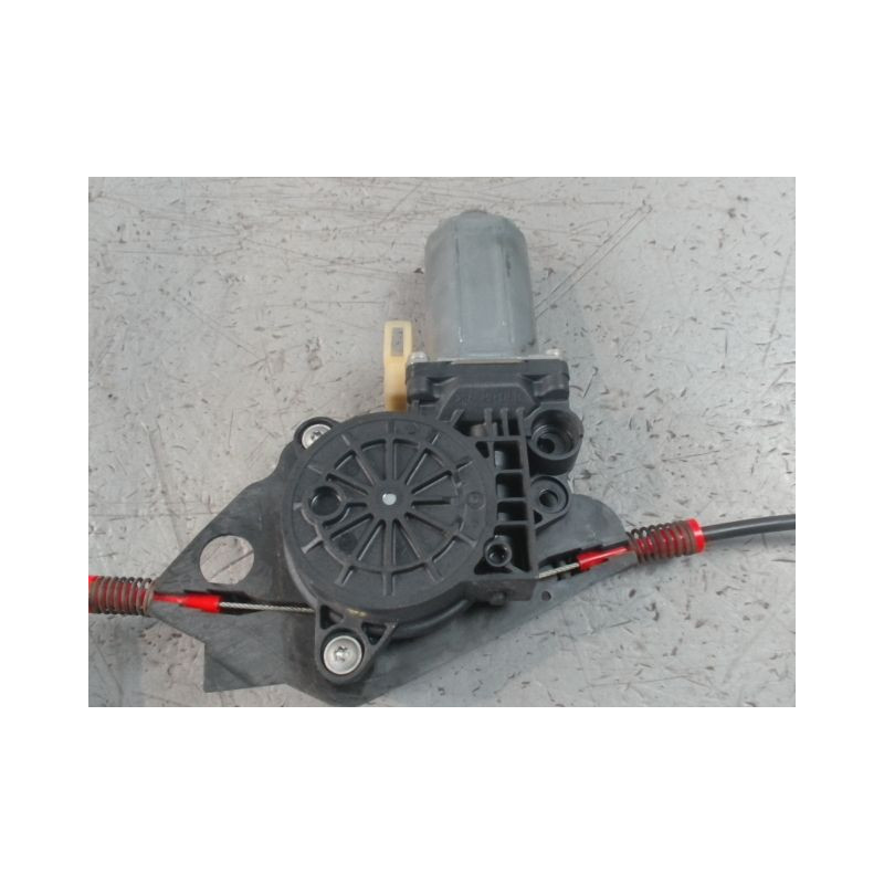 MECANISME+MOTEUR LEVE-GLACE AVANT DROIT FORD FIESTA 2008-